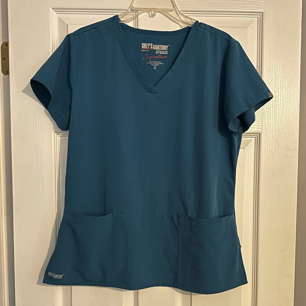 Grey’s Anatomy by Barco Two Pocket Scrub Top